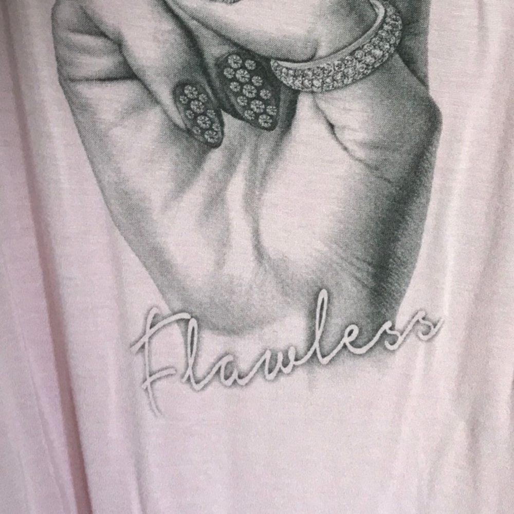 Pink tee - Picture 2 of 3